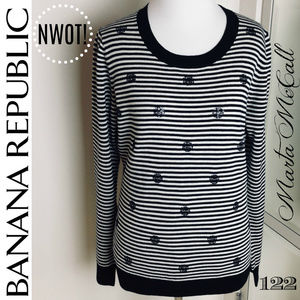 NWOT BANANA REPUBLIC B&W Striped Sequin Sweater